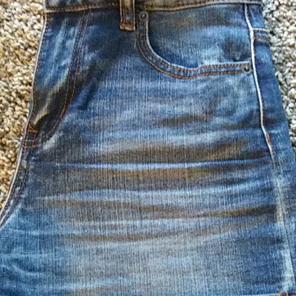 Jean Shorts - Picture 3 of 3